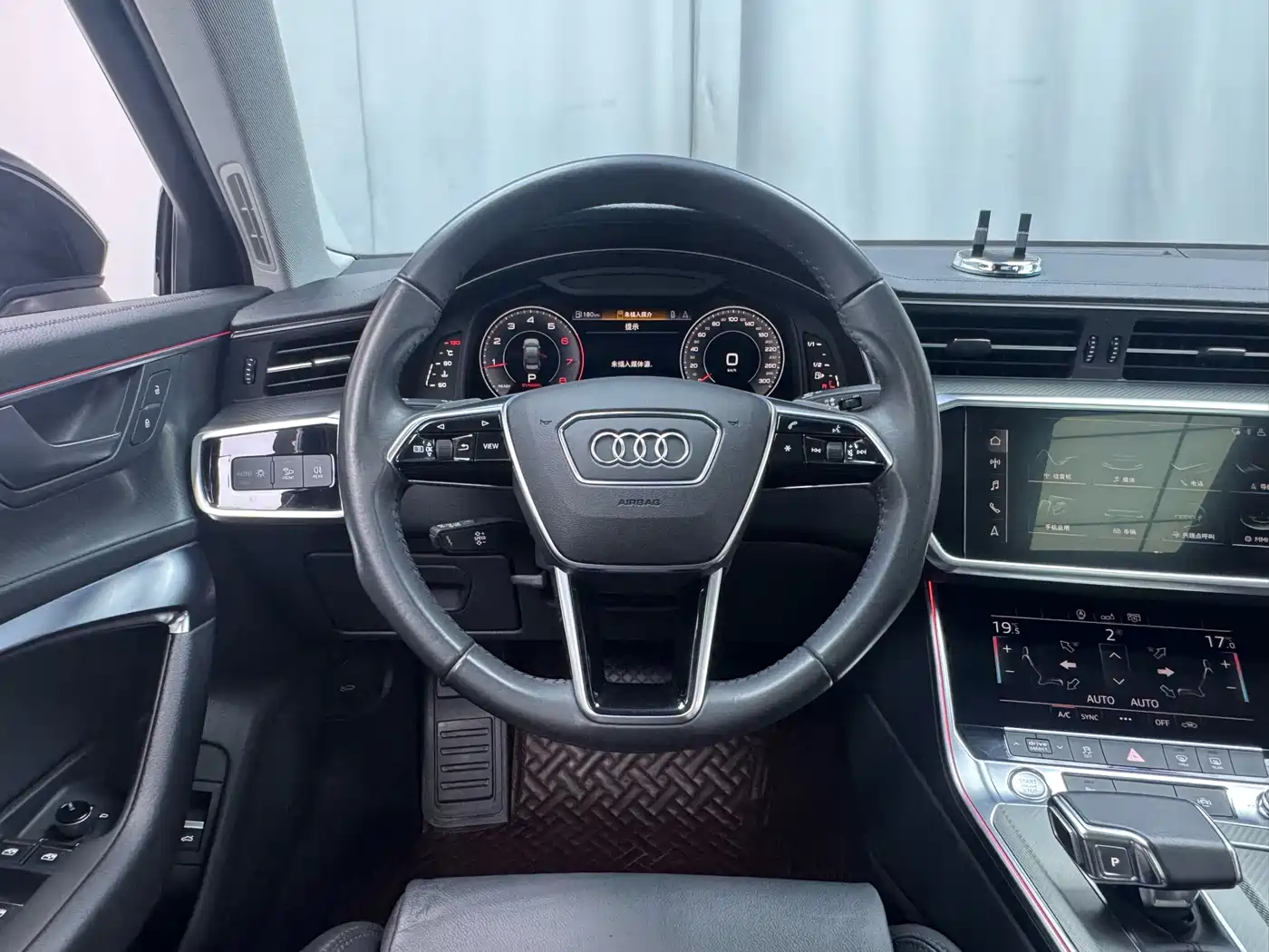 Audi A6L 2019 40 TFSI Luxury Elegance фото 10