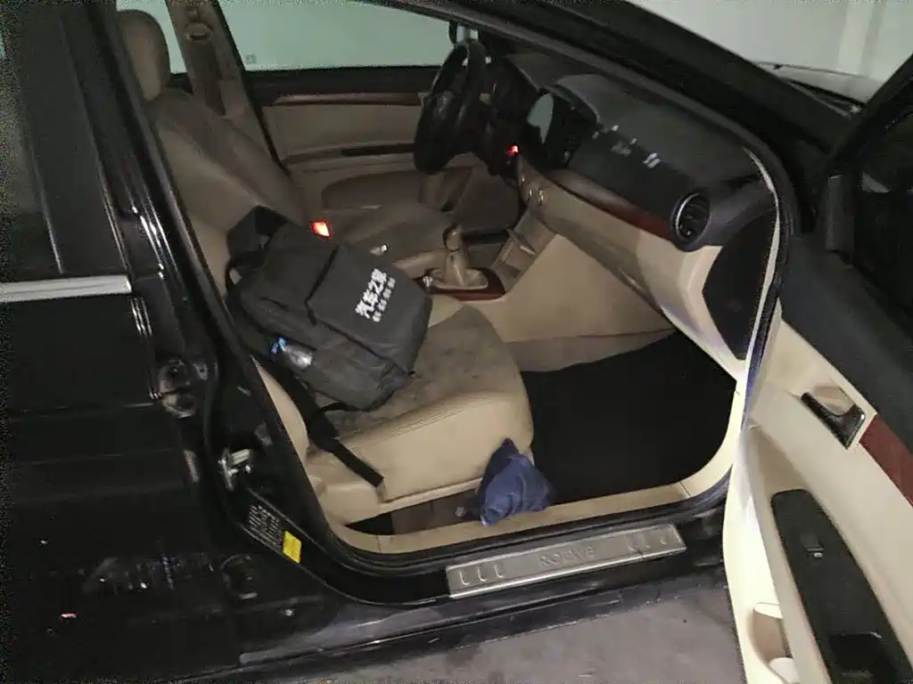 Roewe 350 2013 2013 350C 1.5L Manual Agile Edition