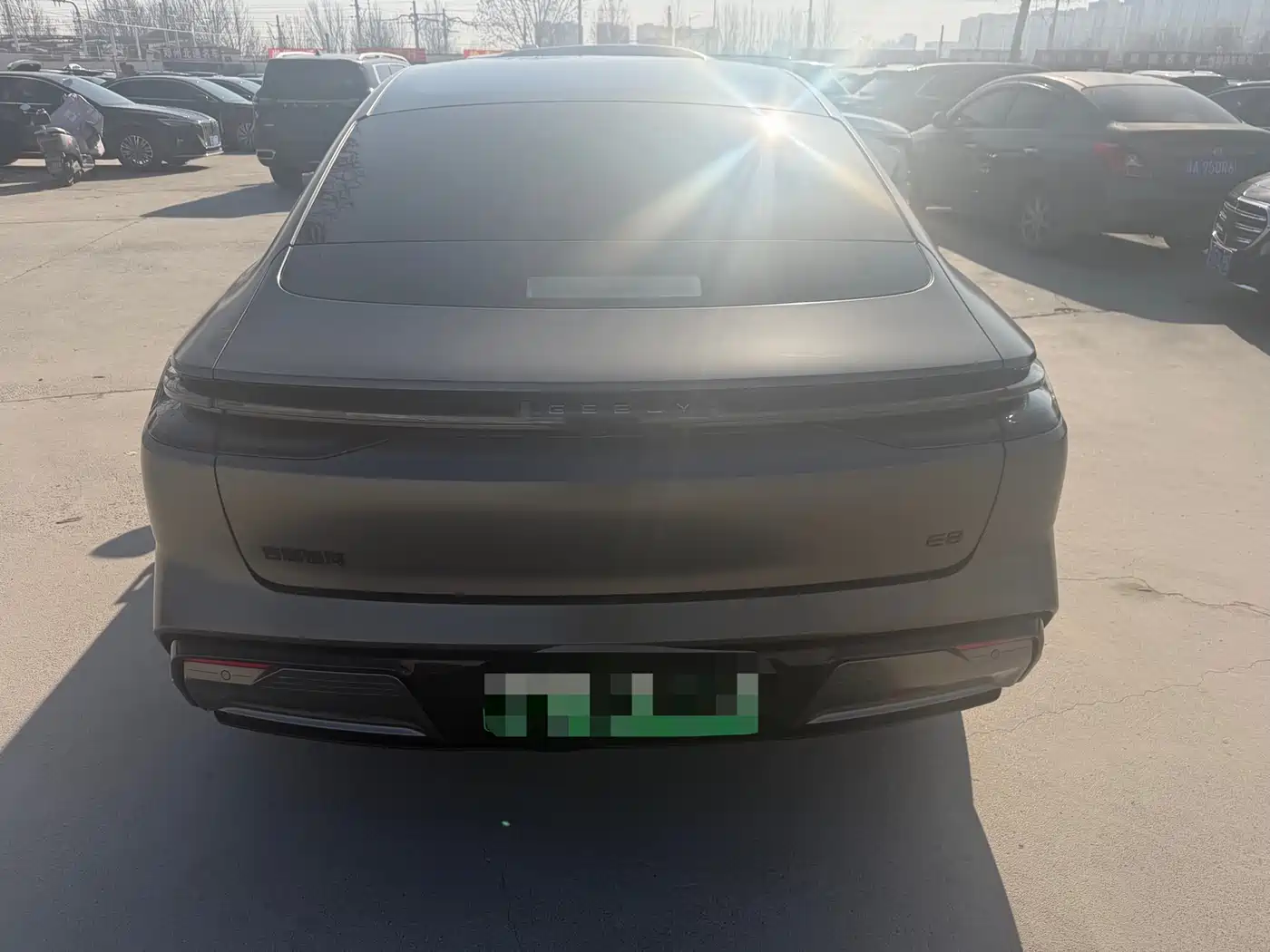 GEELY GALAXY GALAXY E8