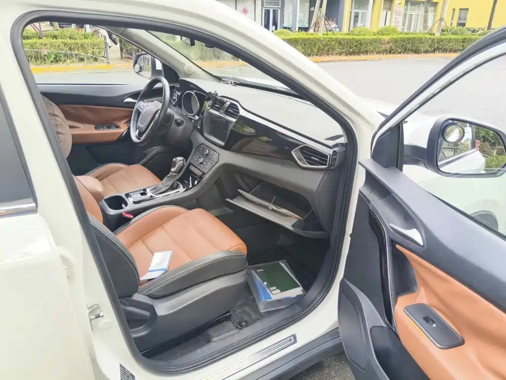 MG Roewe RX5 2016 2016 1.5TGI TST Luxury Edition