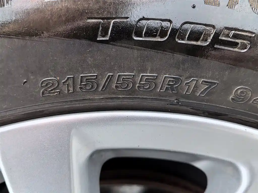 Toyota Camry 2021 2.0G Luxury Edition фото 24