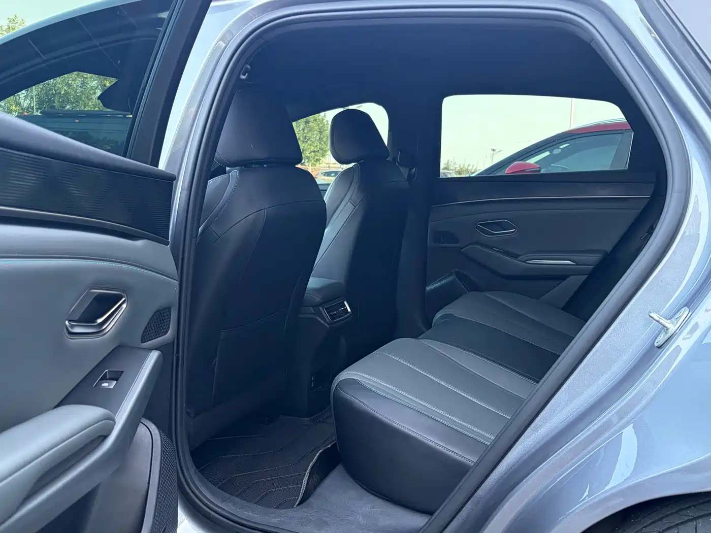 BYD Qin L 2024 2024 DM-i 80KM Leading Edition