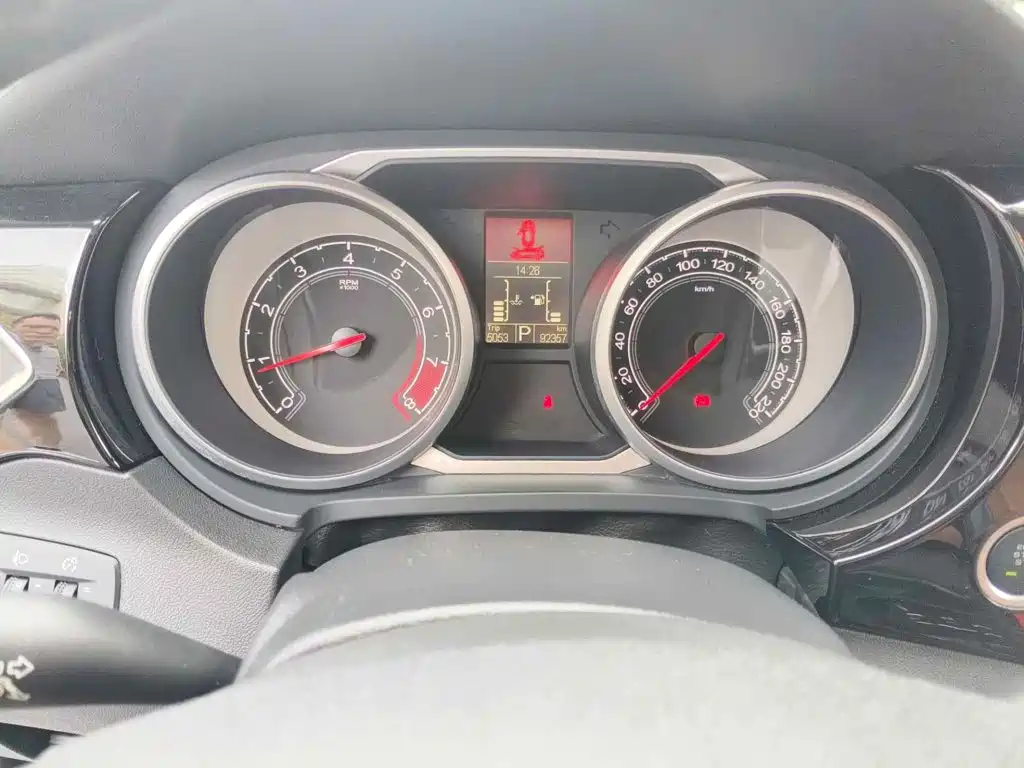 MG Roewe RX5 2016 2016 1.5TGI TST Luxury Edition