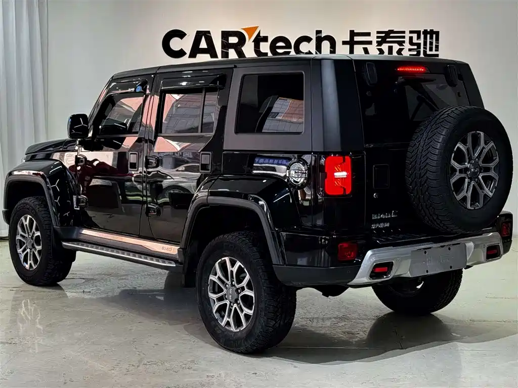 BAIC ORV Beijing Offroad BJ40 2023 2.0T Auto 4WD Urban Hunter Knight Edition фото 7