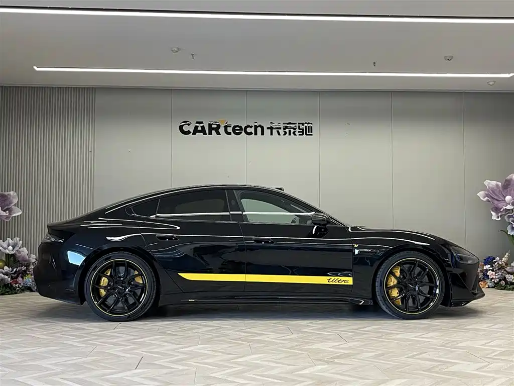 XIAOMI CAR XIAOMI SU7 ULTRA