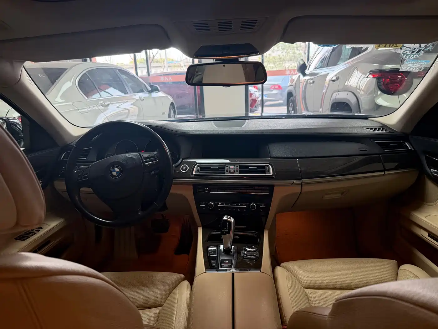 BMW 7 Series 2011 730Li Elegance фото 13