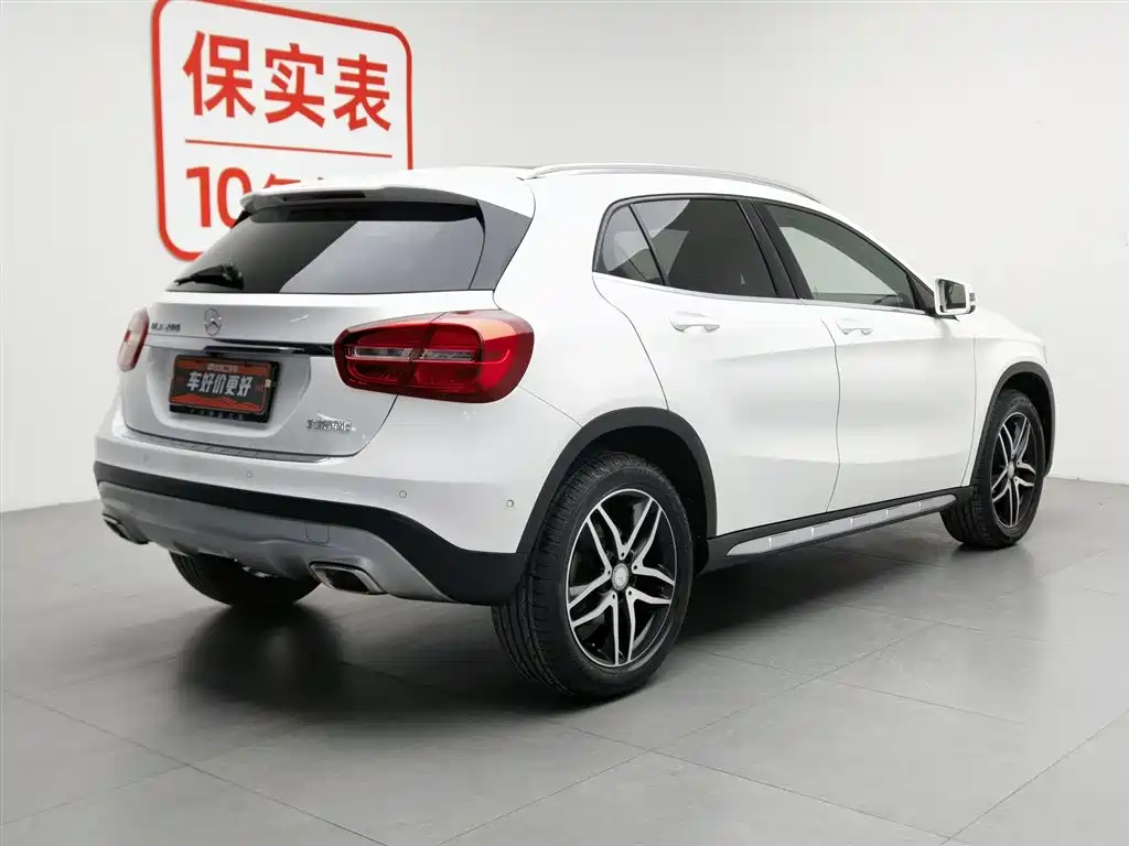 Mercedes-Benz GLA 2016 GLA 200 Fashion фото 2
