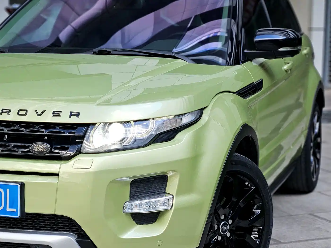 Land Rover Range Rover Evoque (Import) 2013 2013 2.0T 5-door Dynamic Edition