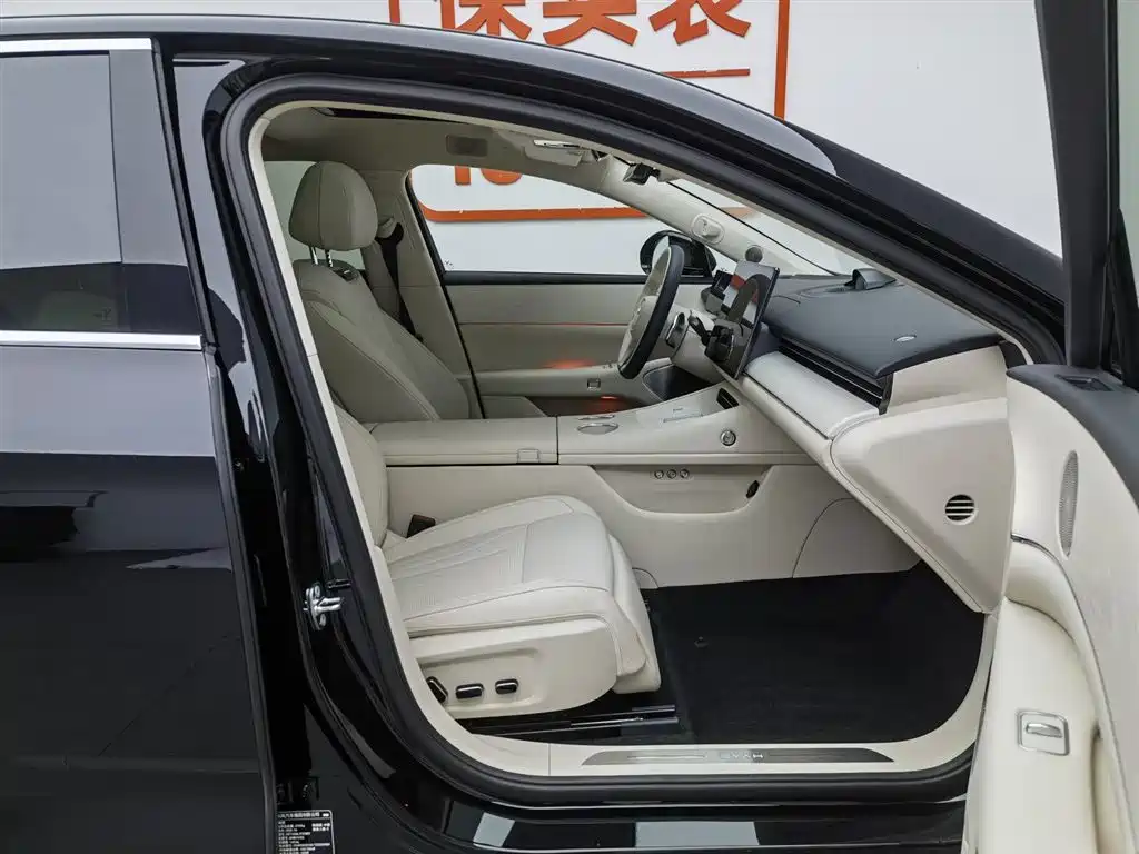 Voyah Auto VOYAH Zhuiguang L 2025 Mid-configuration Model фото 23