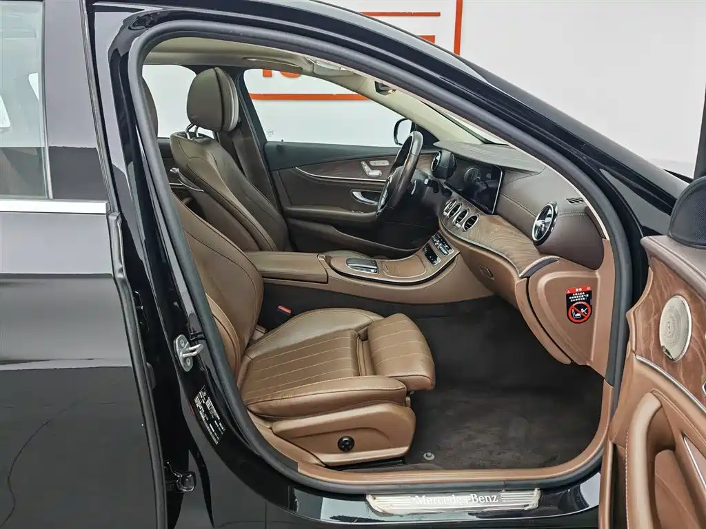 Mercedes-Benz E-Class 2022 Facelift E 300 L Luxury Style фото 23