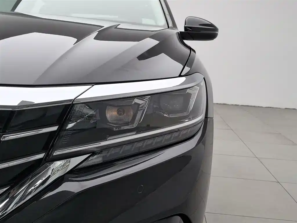 Volkswagen Passat 2021 Model 330TSI Elite Edition фото 7