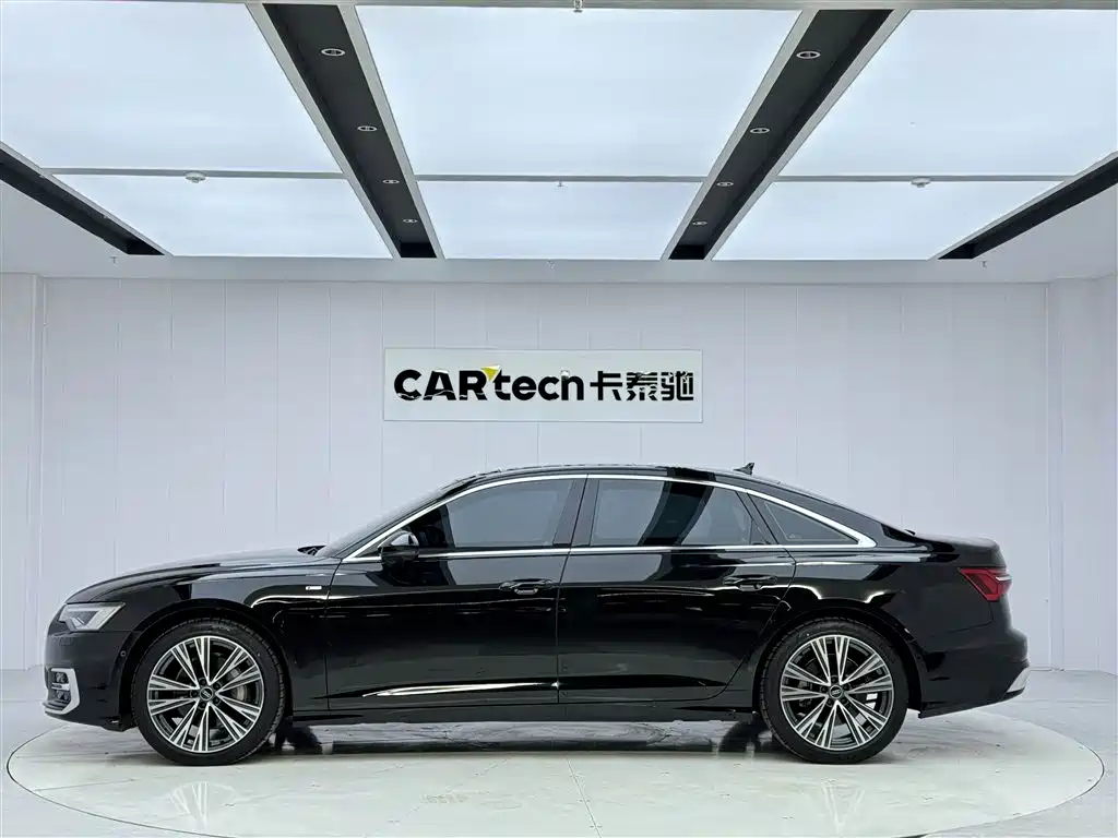 Audi A6L 2025 45 TFSI quattro Premium Sport фото 8