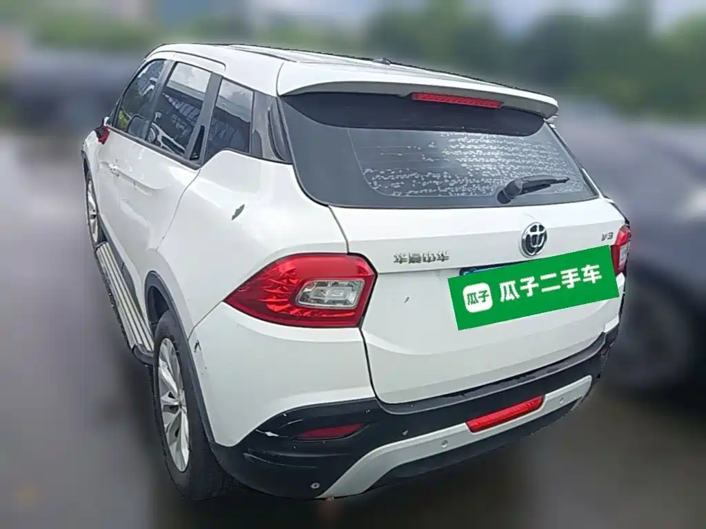 Zhonghua V3 2016 2015 1.5L Automatic Smart Edition
