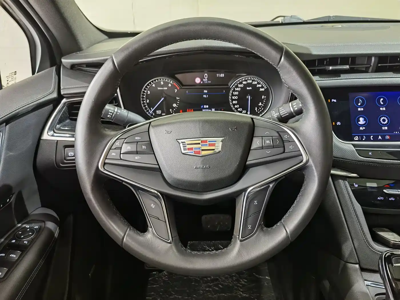 Cadillac XT5 2020 28T AWD Luxury Model фото 8
