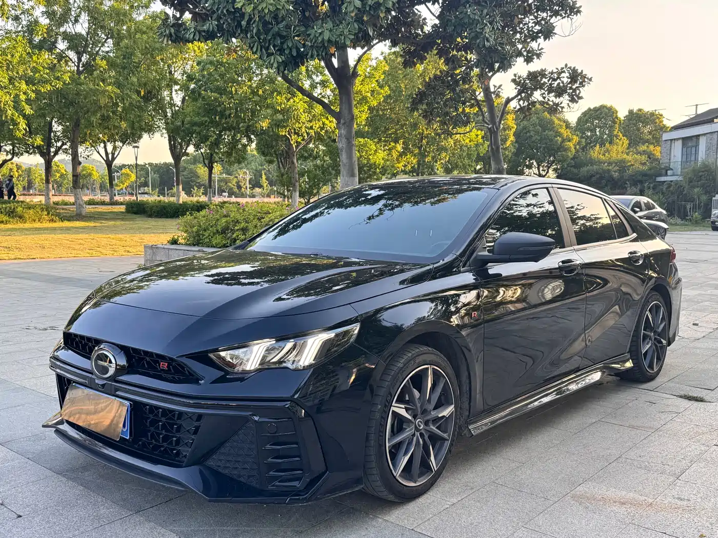 GAC Trumpchi Trumpchi Emkoo 2022 270T DCT J16 R-style Track Edition