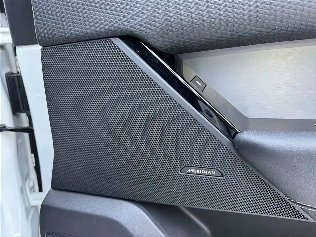 Land Rover Range Rover Velar 2018 P250 S фото 18