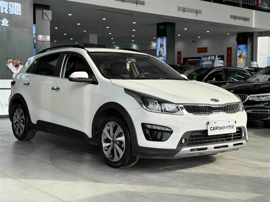 KIA KX CROSS