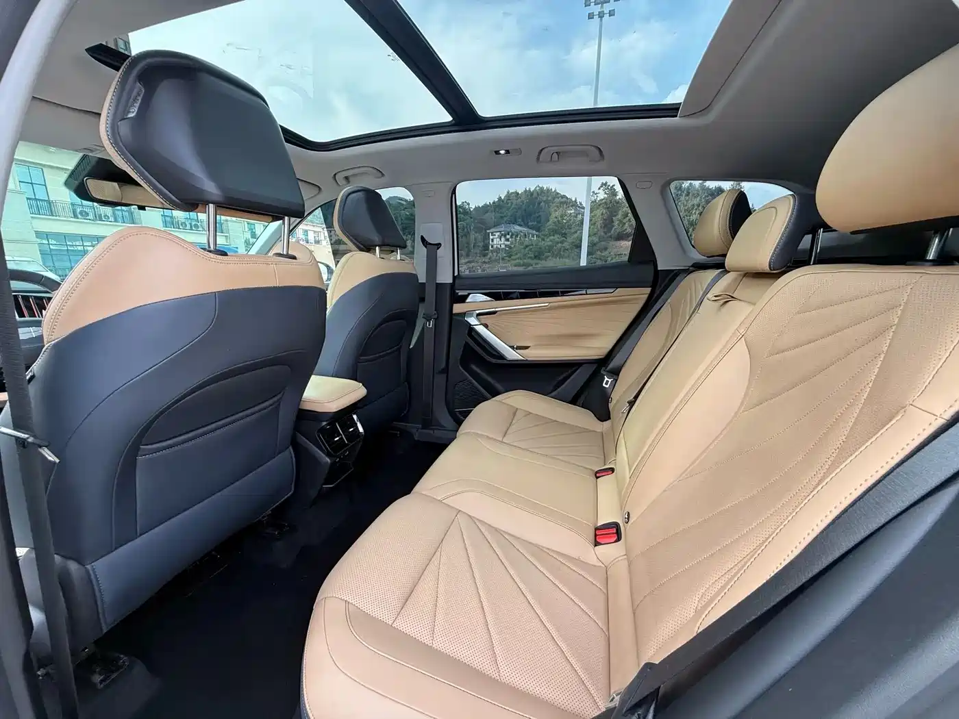 GEELY AUTOMOBILE BOYUE L