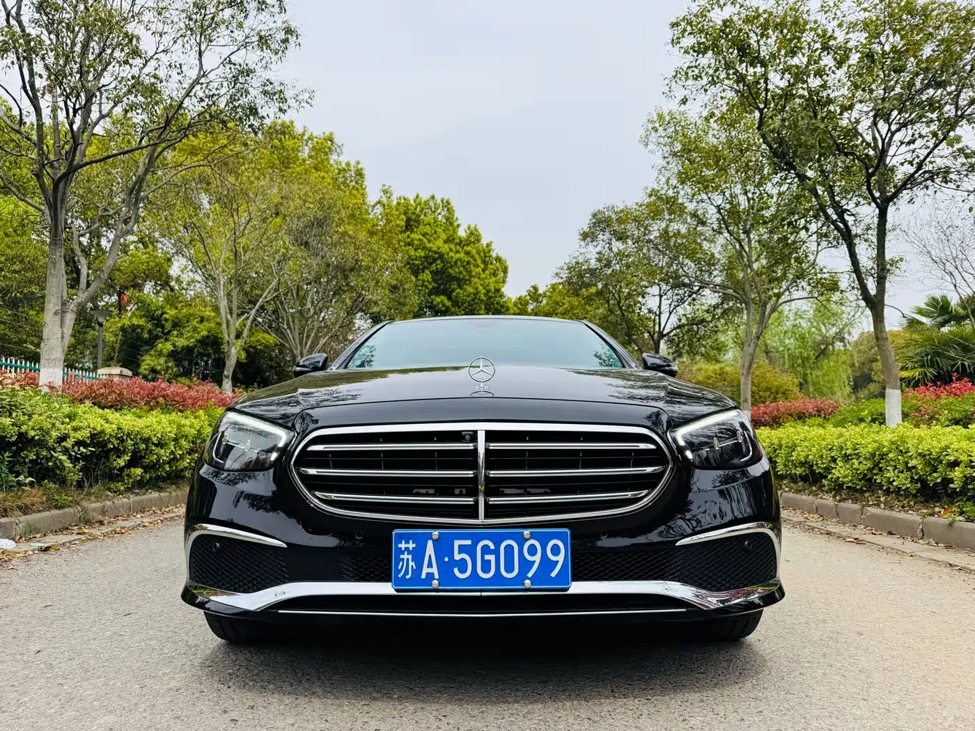  E CLASS