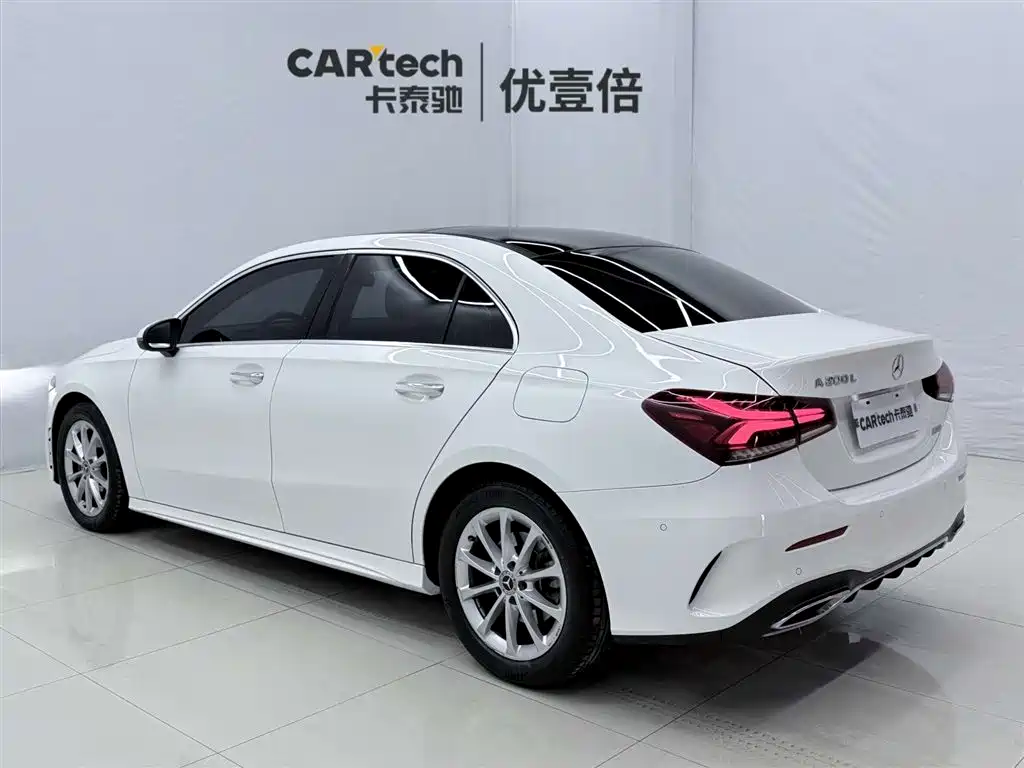 MERCEDES-BENZ A CLASS