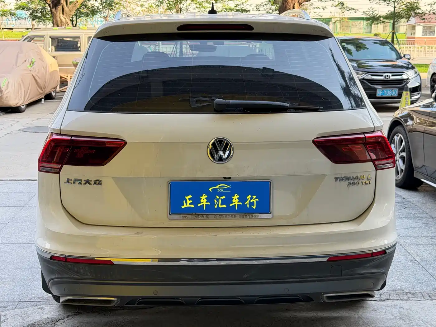 Volkswagen Tiguan L 2017 380TSI Automatic 4WD Luxury Edition фото 3