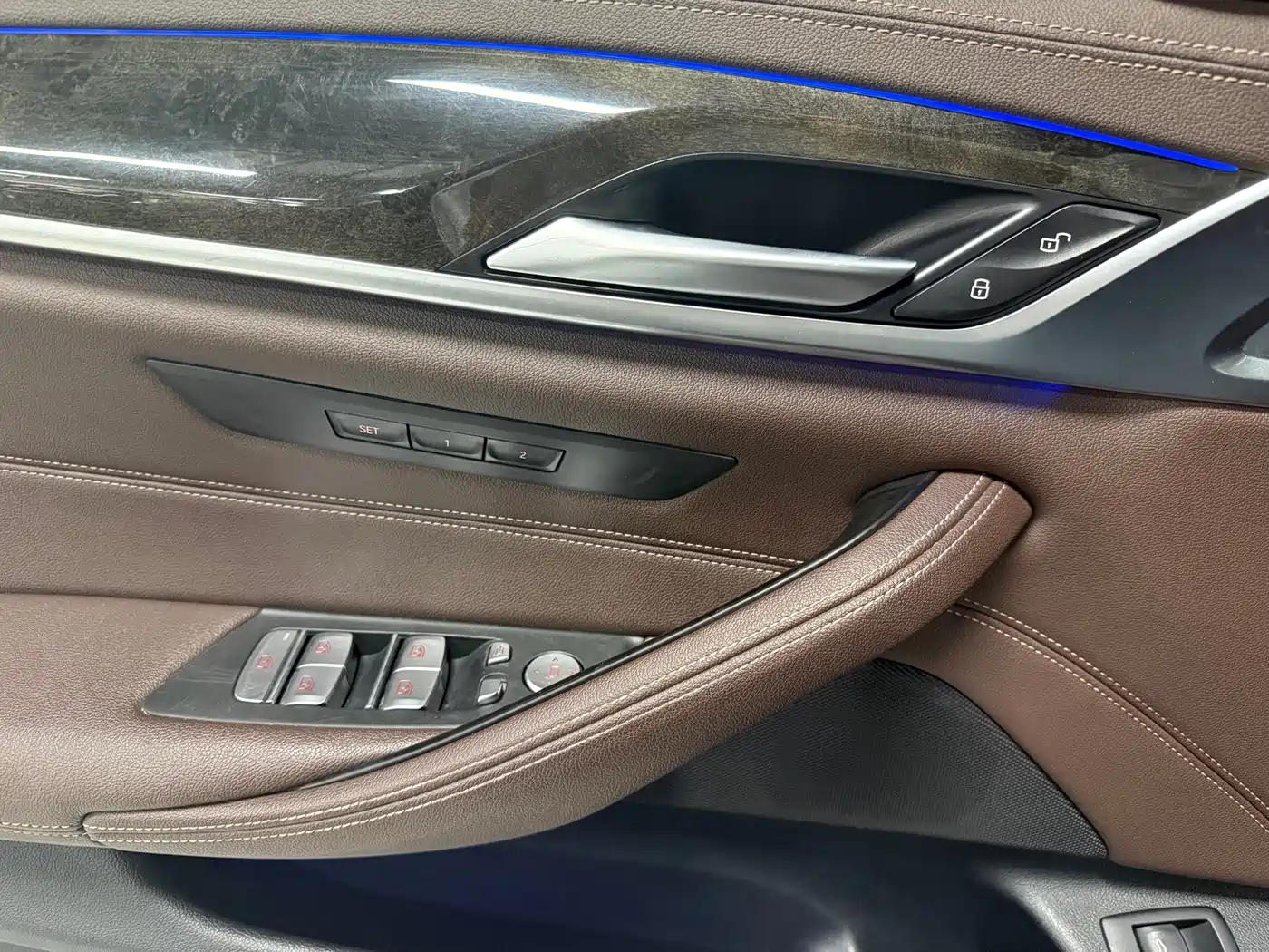 BMW 5 Series 2020 525Li M Sport Package фото 10