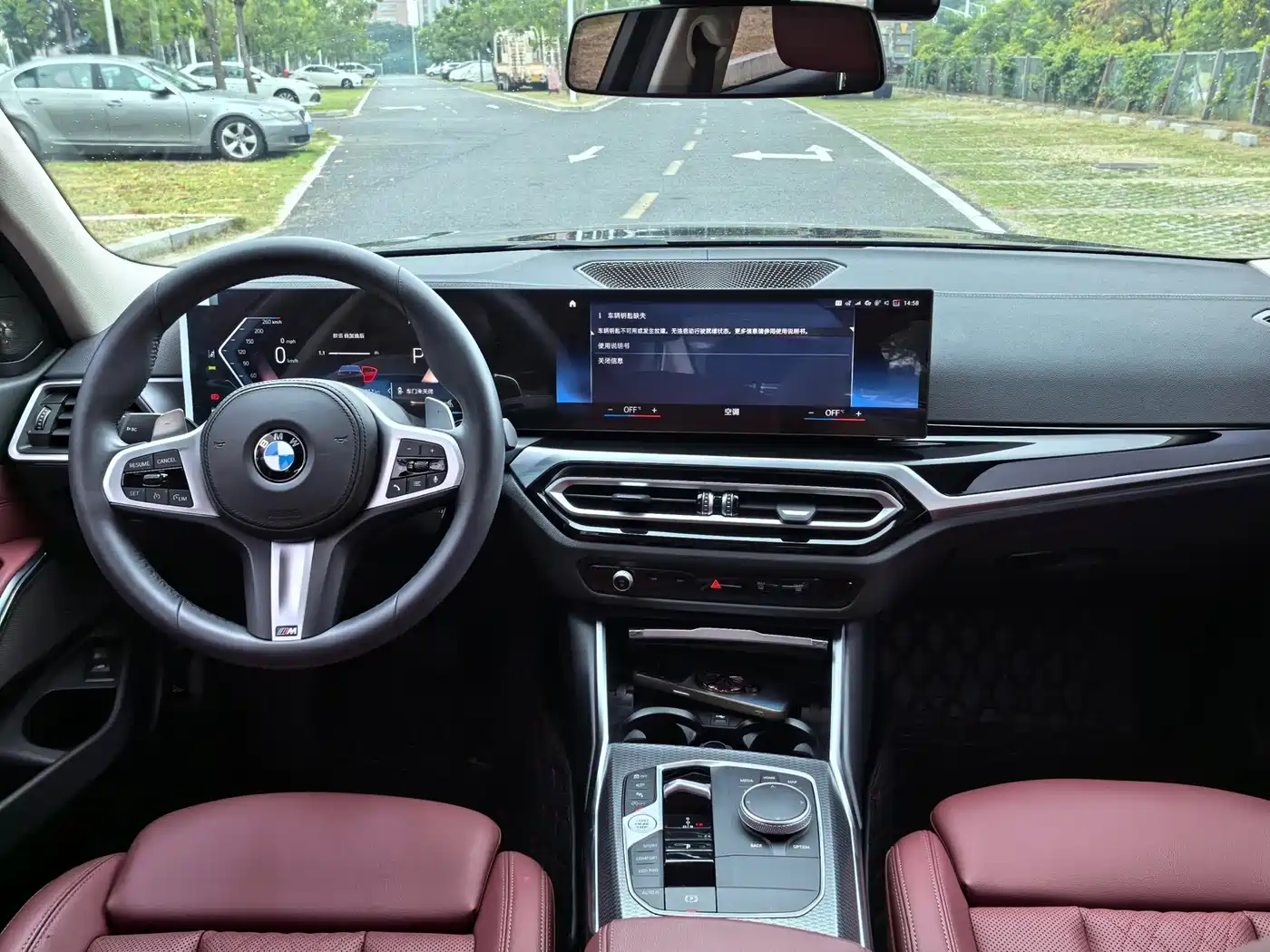 BMW 3 Series 2023 325Li M Sport Black Night Package фото 10