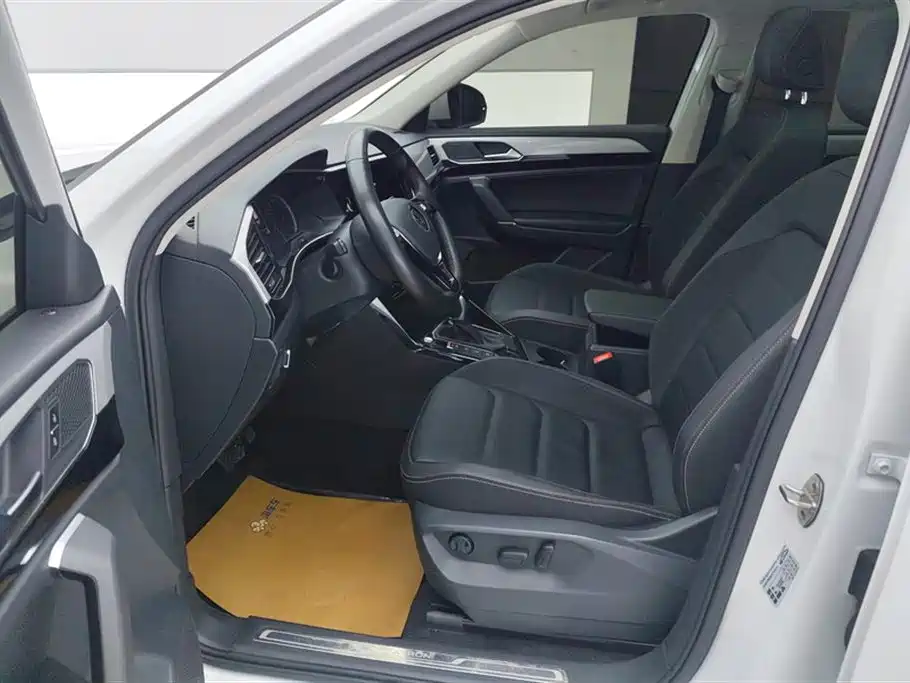 Volkswagen Tayron 2020 330TSI 2WD Luxury Smart Edition фото 9