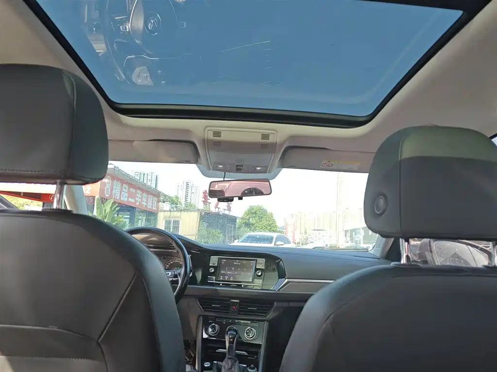 Volkswagen Sagitar 2019 200TSI DSG Comfort Edition China VI фото 18