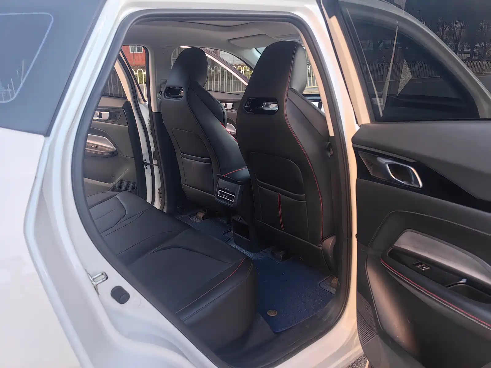 Photo 10 - Changan Oshan Z6