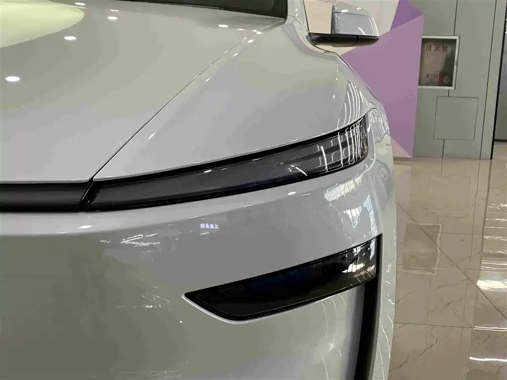 Фото 4 - Tesla Model Y