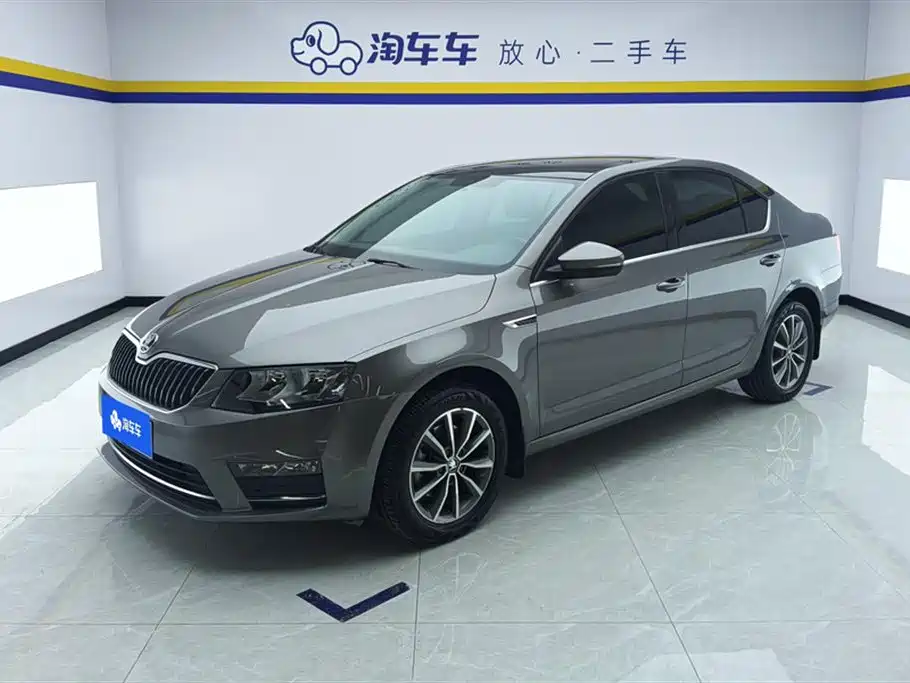 Škoda Octavia 2017 1.6L Automatic Pioneer Edition
