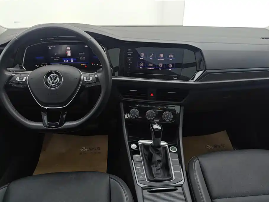 Volkswagen Sagitar 2021 280TSI DSG Surpassing Edition фото 12