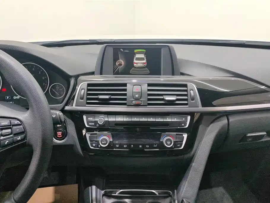 BMW 3 Series 2017 320Li Fashion фото 13