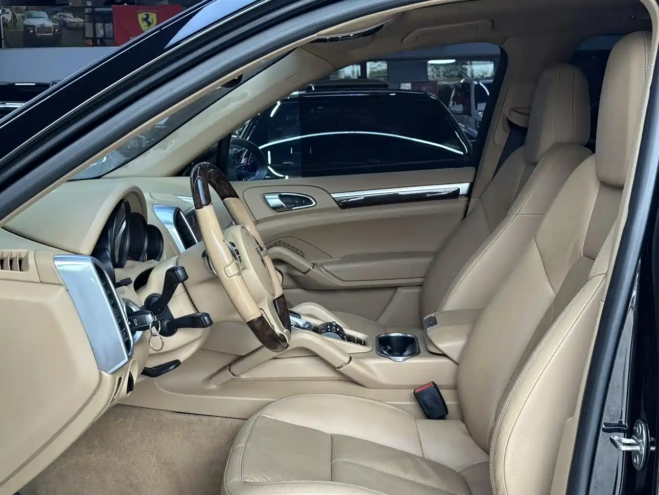 Porsche Cayenne 2011 Cayenne S 4.8L фото 7