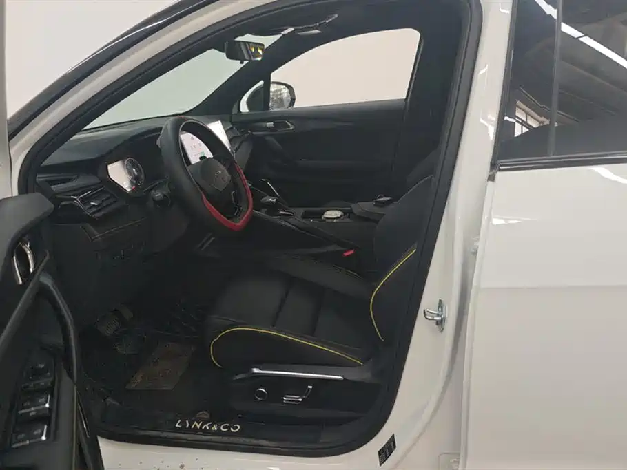 Lynk & Co 06 2023 Remix 1.5T Power Halo фото 9