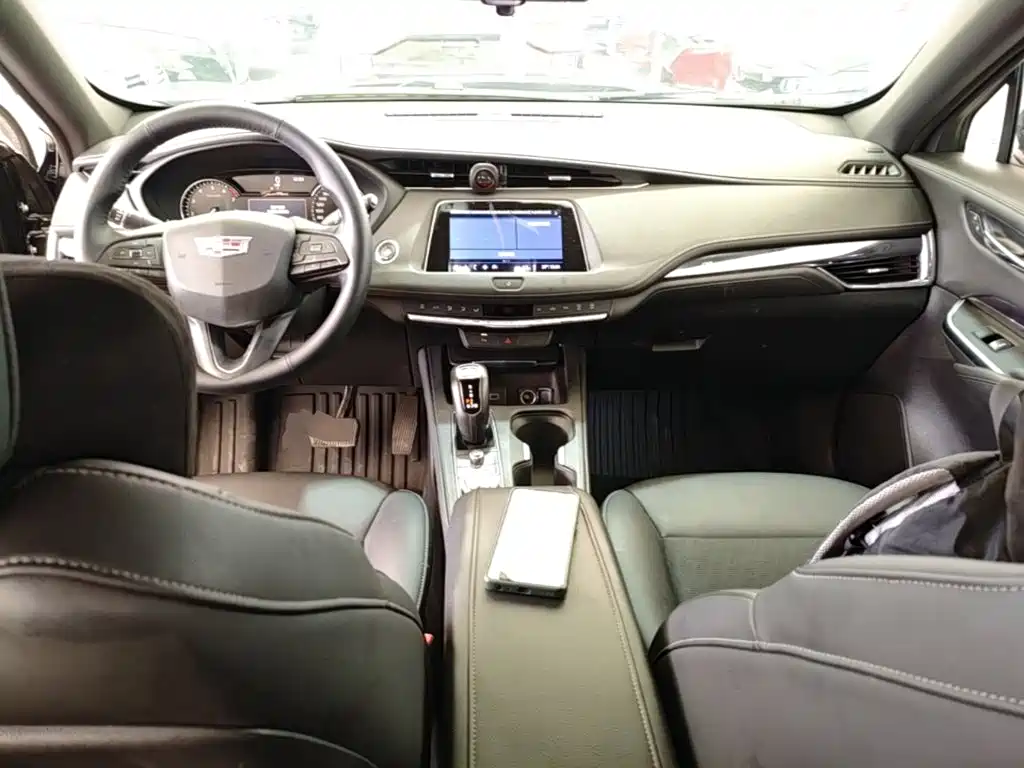 Cadillac XT4 2019 2018 Model 28T 2WD Technology