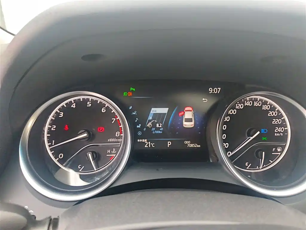 Toyota Camry 2019 Facelift 2.0G Luxury Edition фото 8