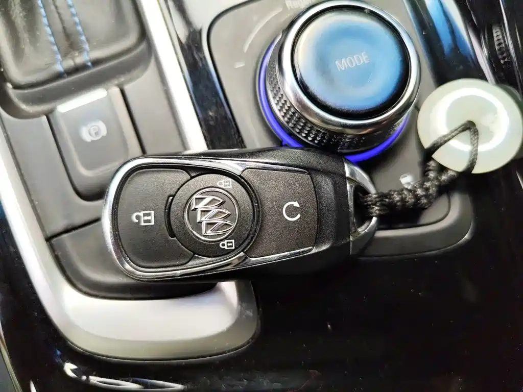 صورة 12 - Buick Velite 6