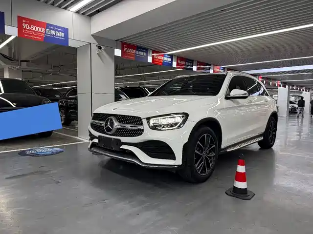MERCEDES-BENZ GLC