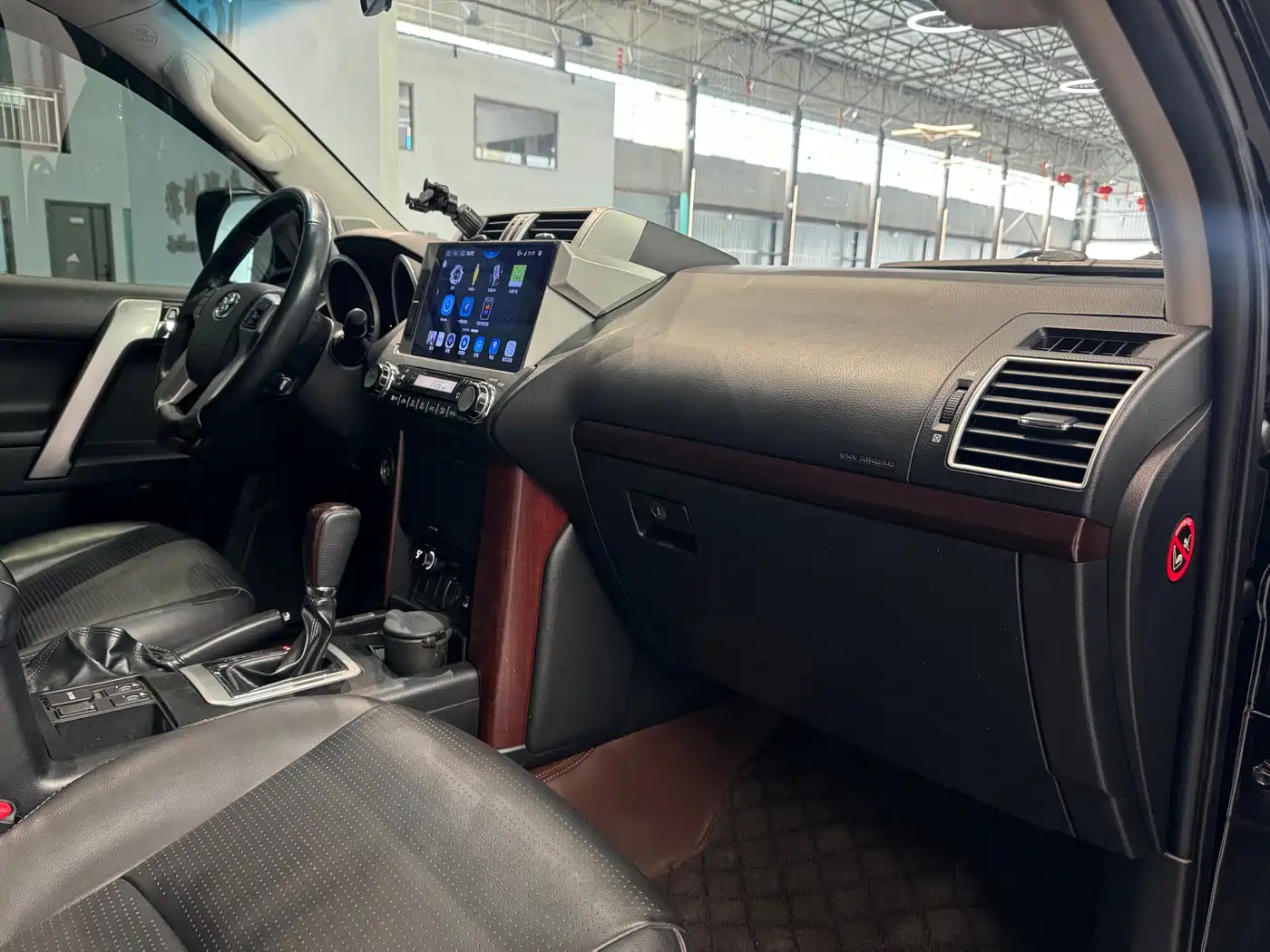 Toyota Prado 2014 4.0L Automatic TX-L фото 21
