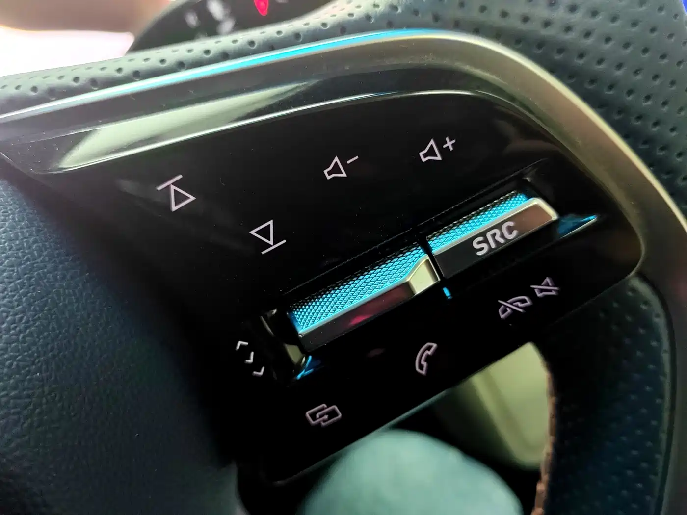 BUICK GL8 NEW ENERGY