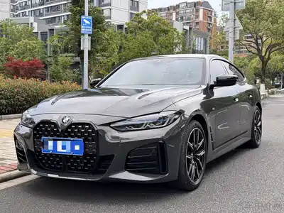 BMW 4