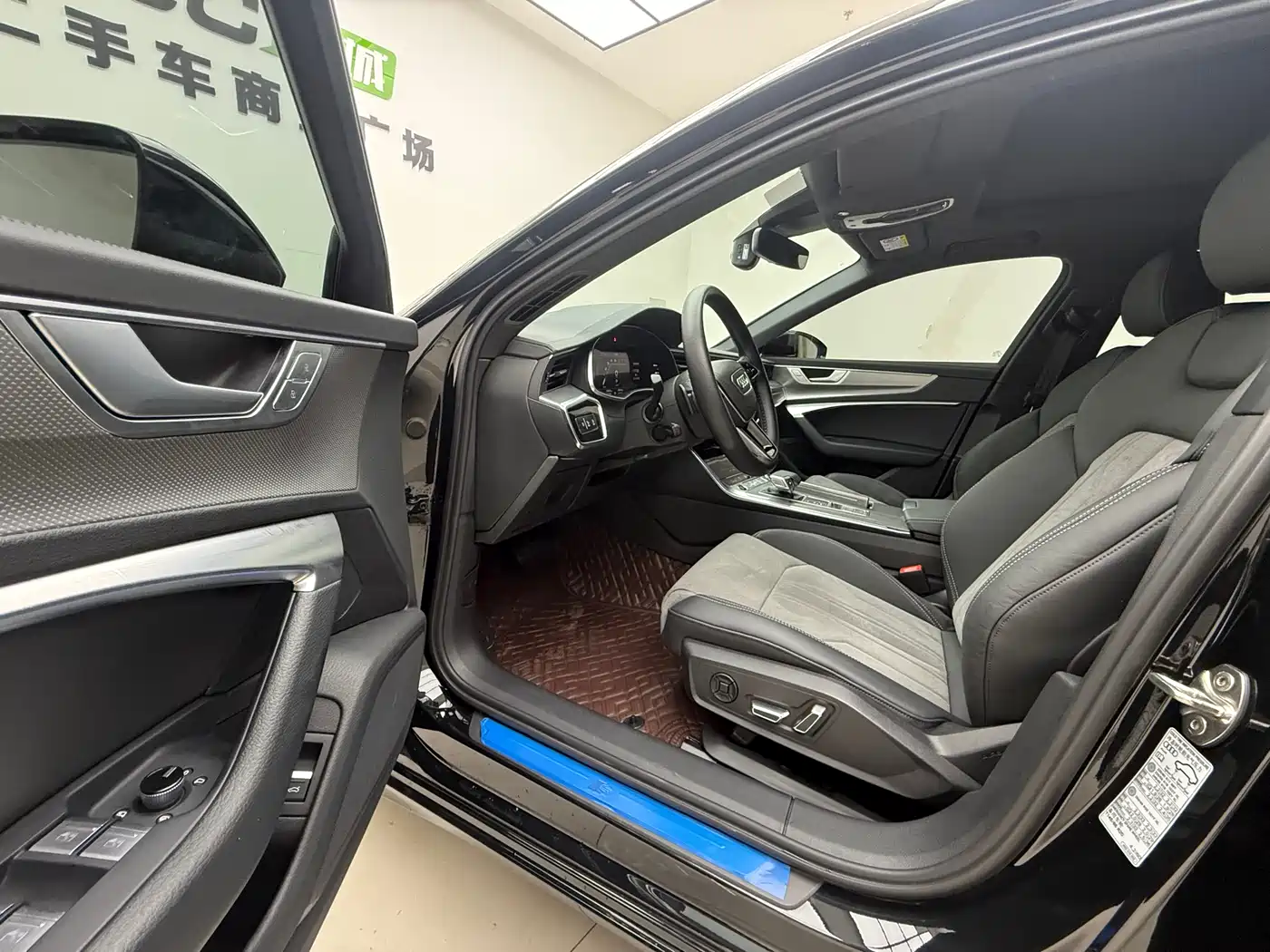 Audi A6L 2024 40 TFSI Luxury Dynamic фото 13