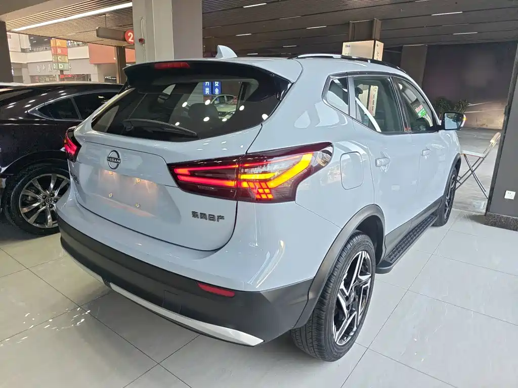 Фото 5 - Nissan Qashqai