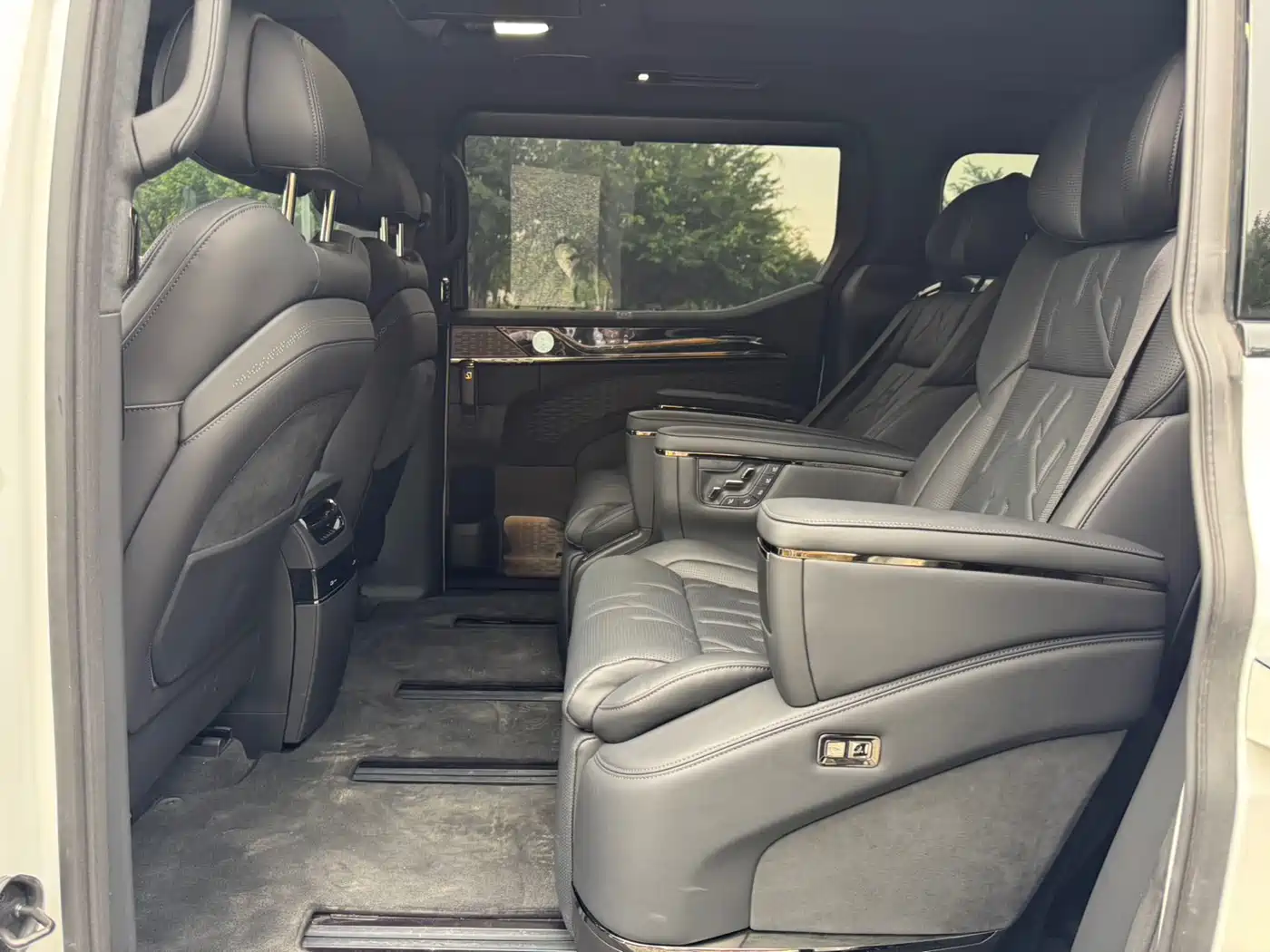 ZEEKR EXTREME KRYPTON 009