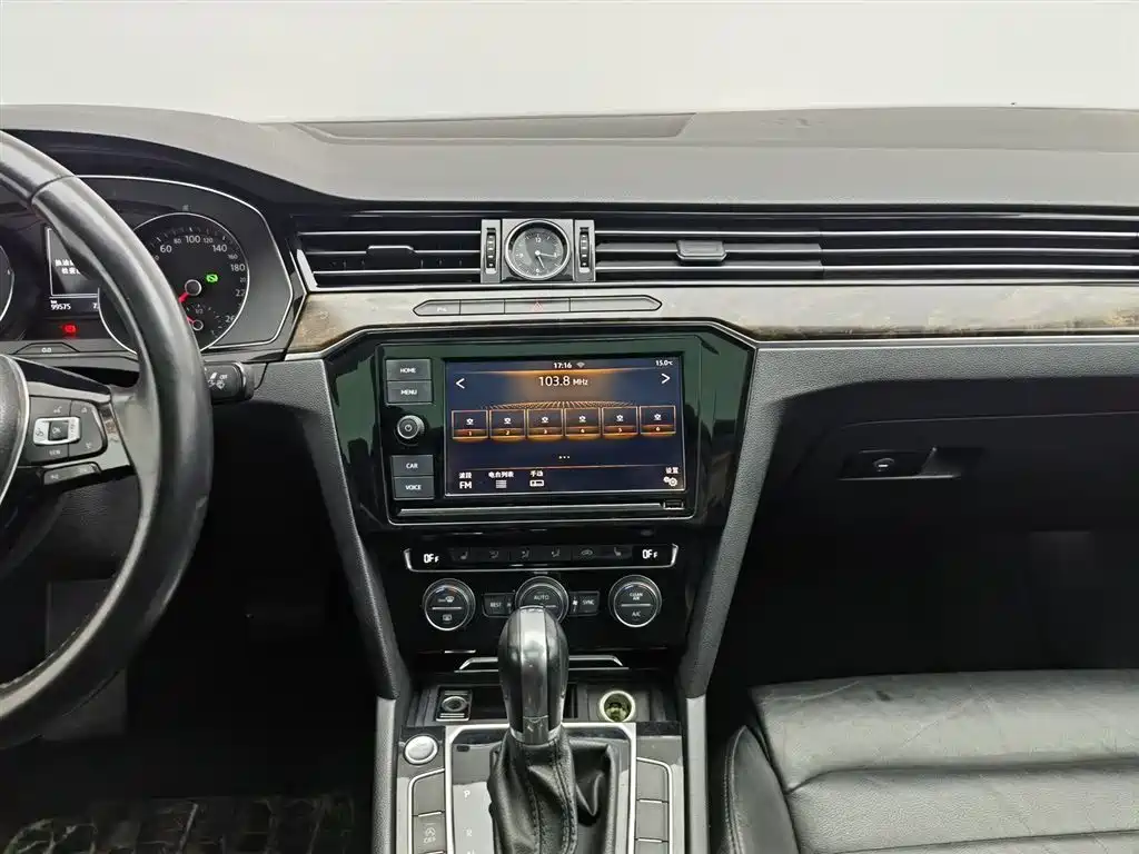 Volkswagen Magotan 2019 330TSI DSG Luxury China V фото 12