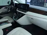 Фото 9 - Hongqi HQ9