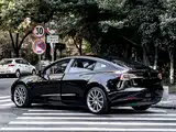 Фото 13 - Tesla Model 3