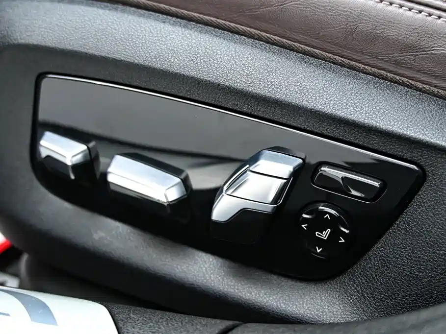 BMW 7 Series 2021 Model 730Li Luxury Package фото 27